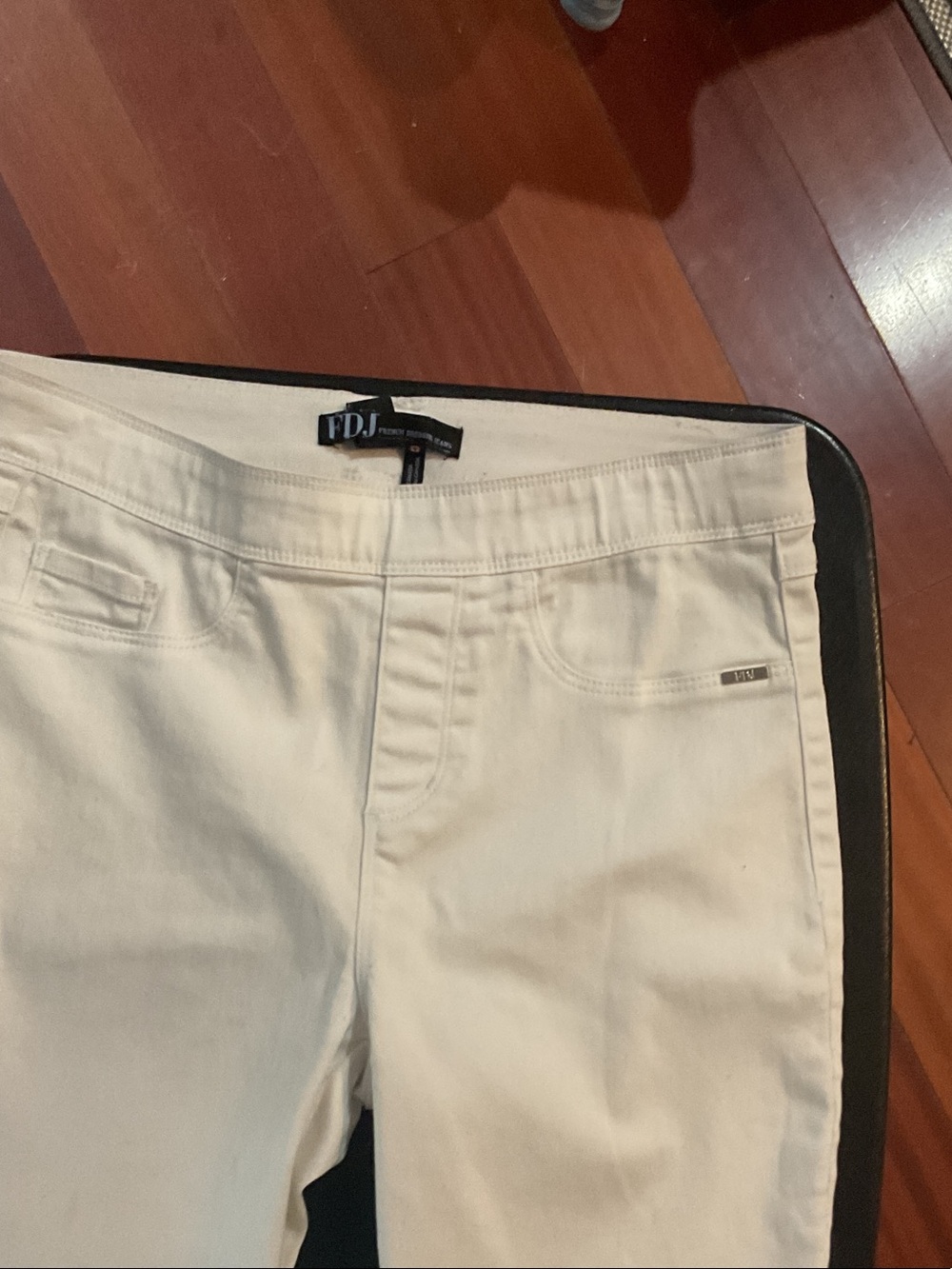 FDJ Men’s White Chino Pants — Stretch Comfort